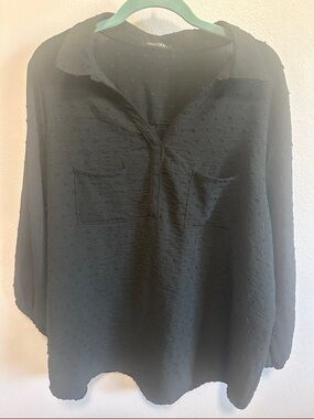 Papermoon Black Dot-Textured Relaxed Collar Blouse